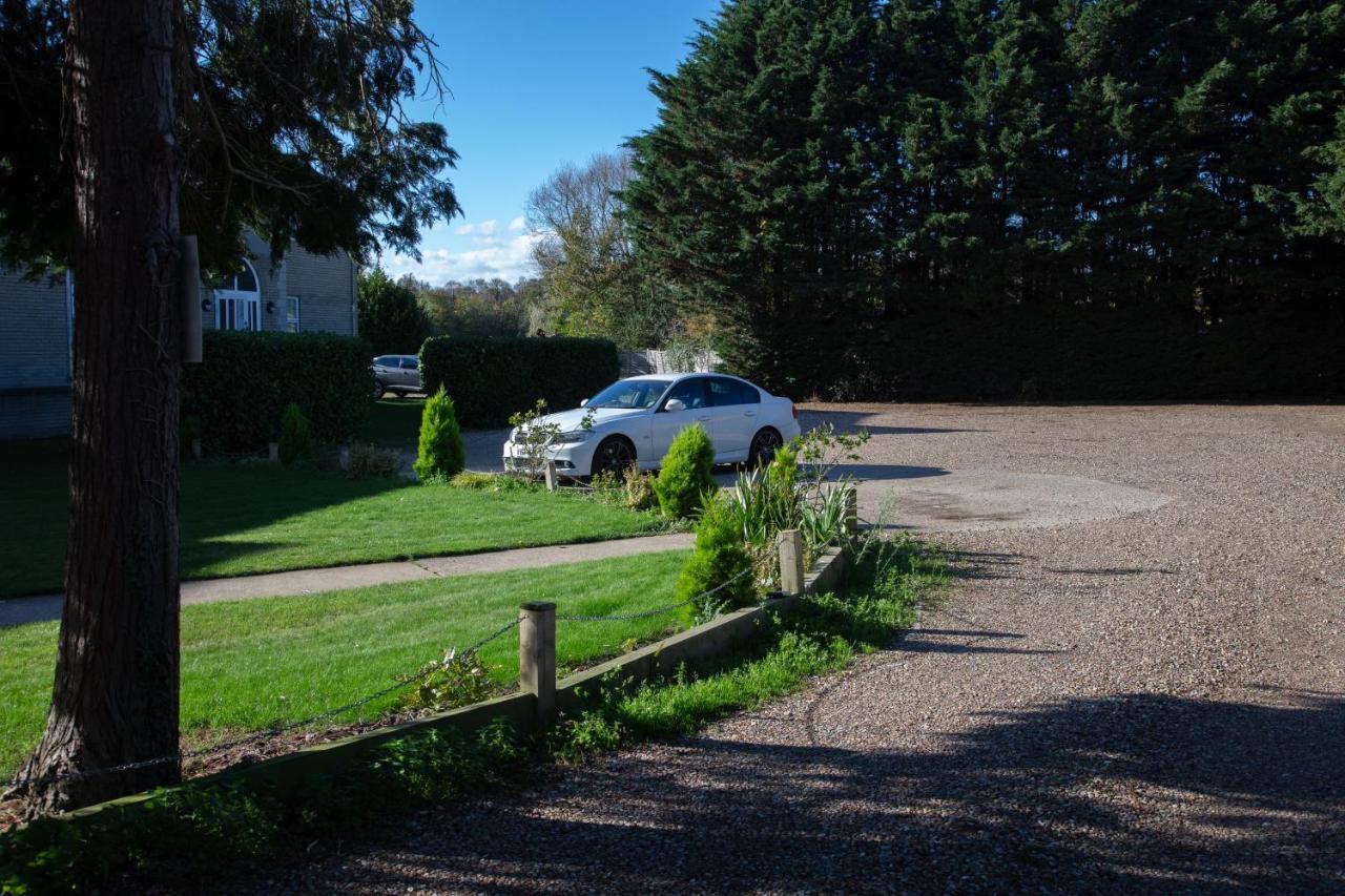 Best Western Claydon Hotel Exterior photo