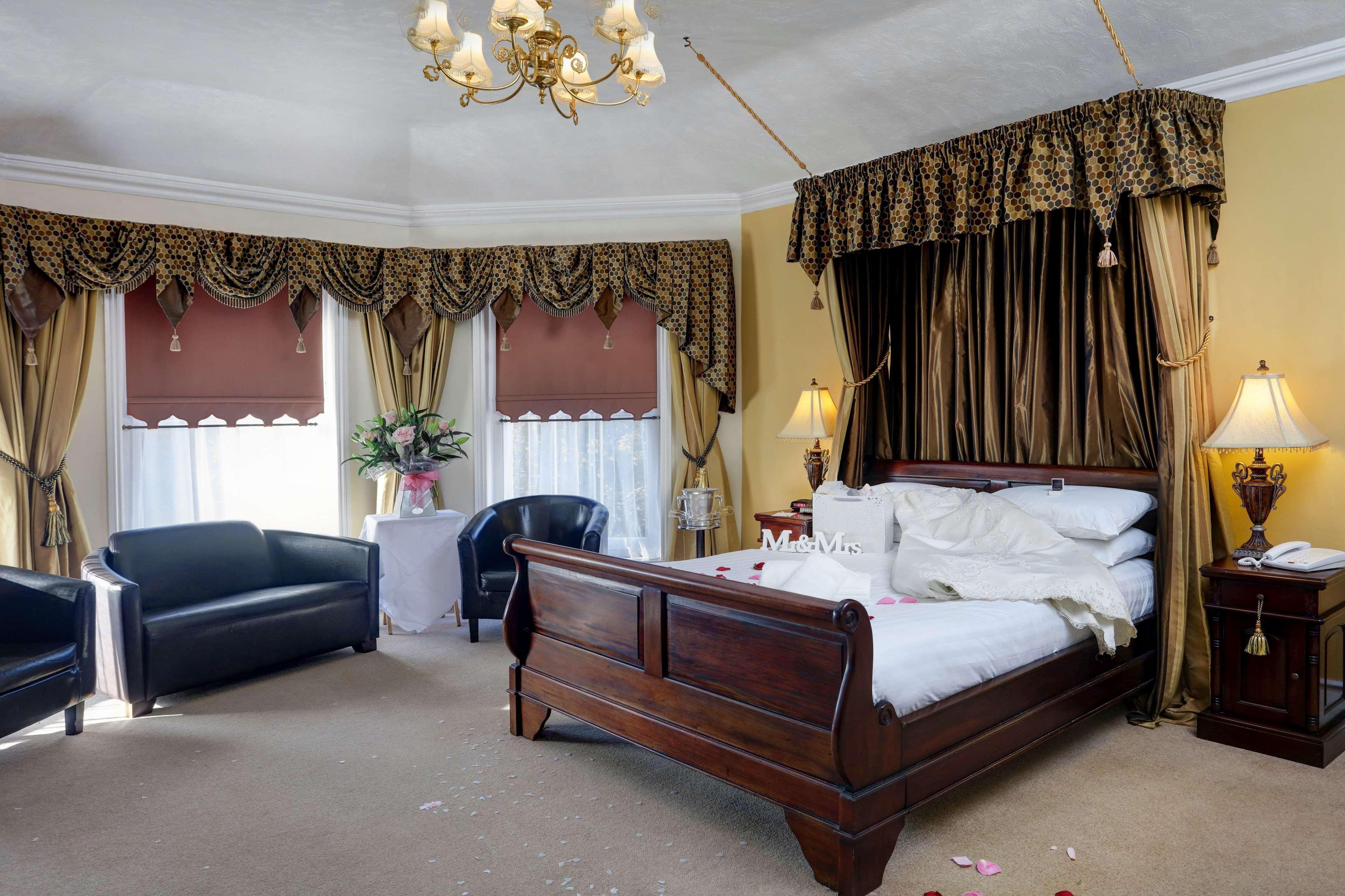 Best Western Claydon Hotel Exterior photo