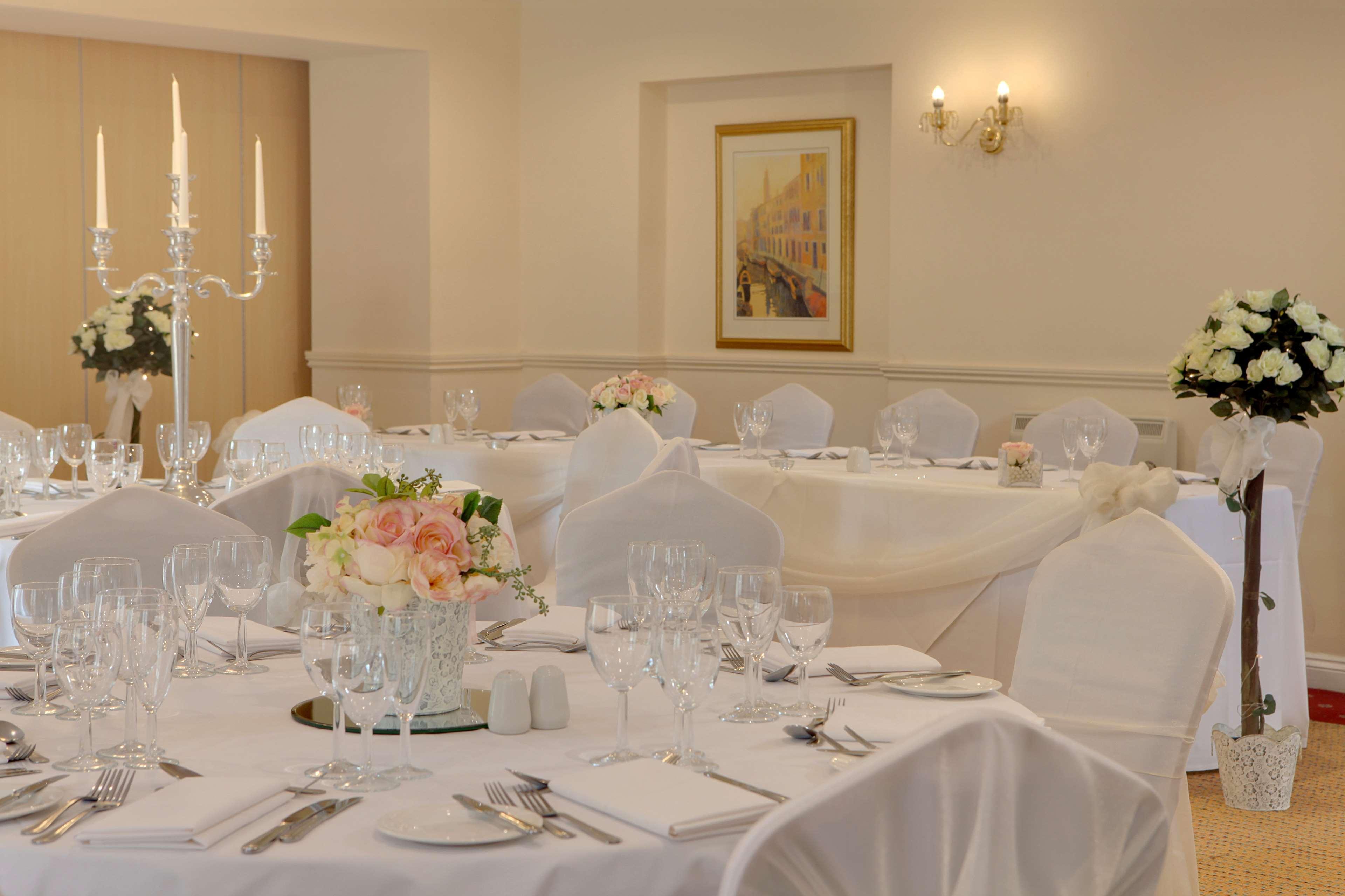 Best Western Claydon Hotel Exterior photo