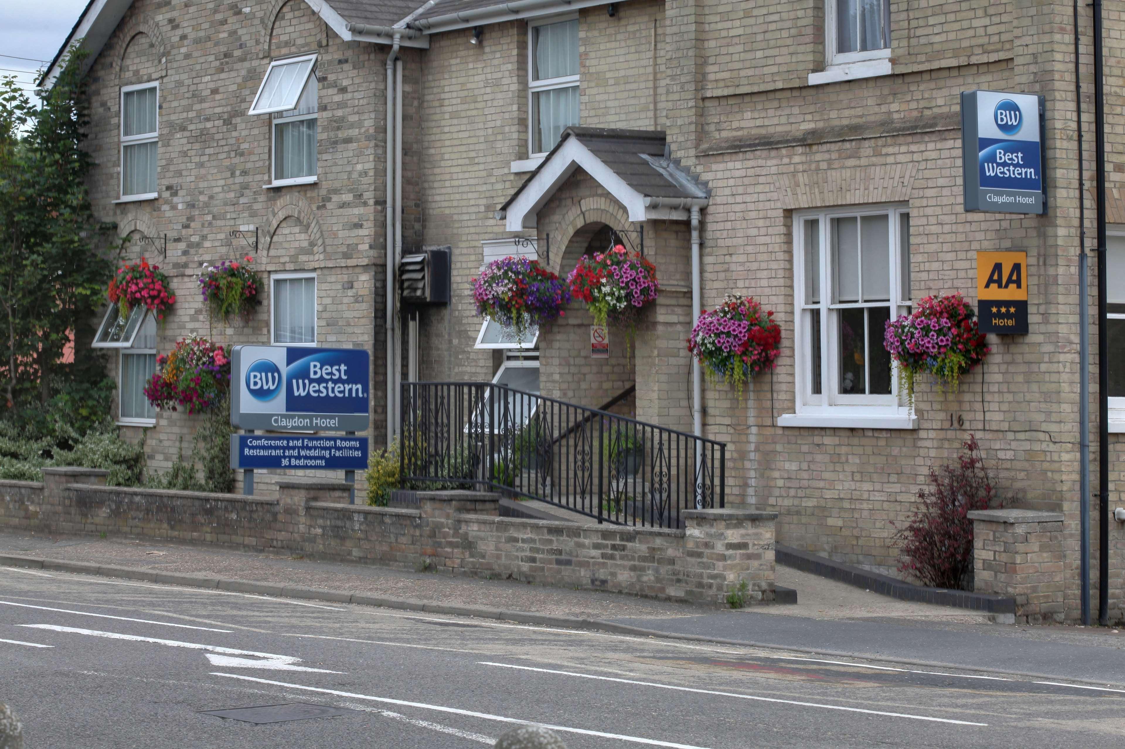 Best Western Claydon Hotel Exterior photo